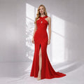 Rochie lungă roșie din bistrech cu bretele împletite și trenă – eleganță de designer