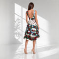 Rochie midi cu spatele gol și print floral tradițional